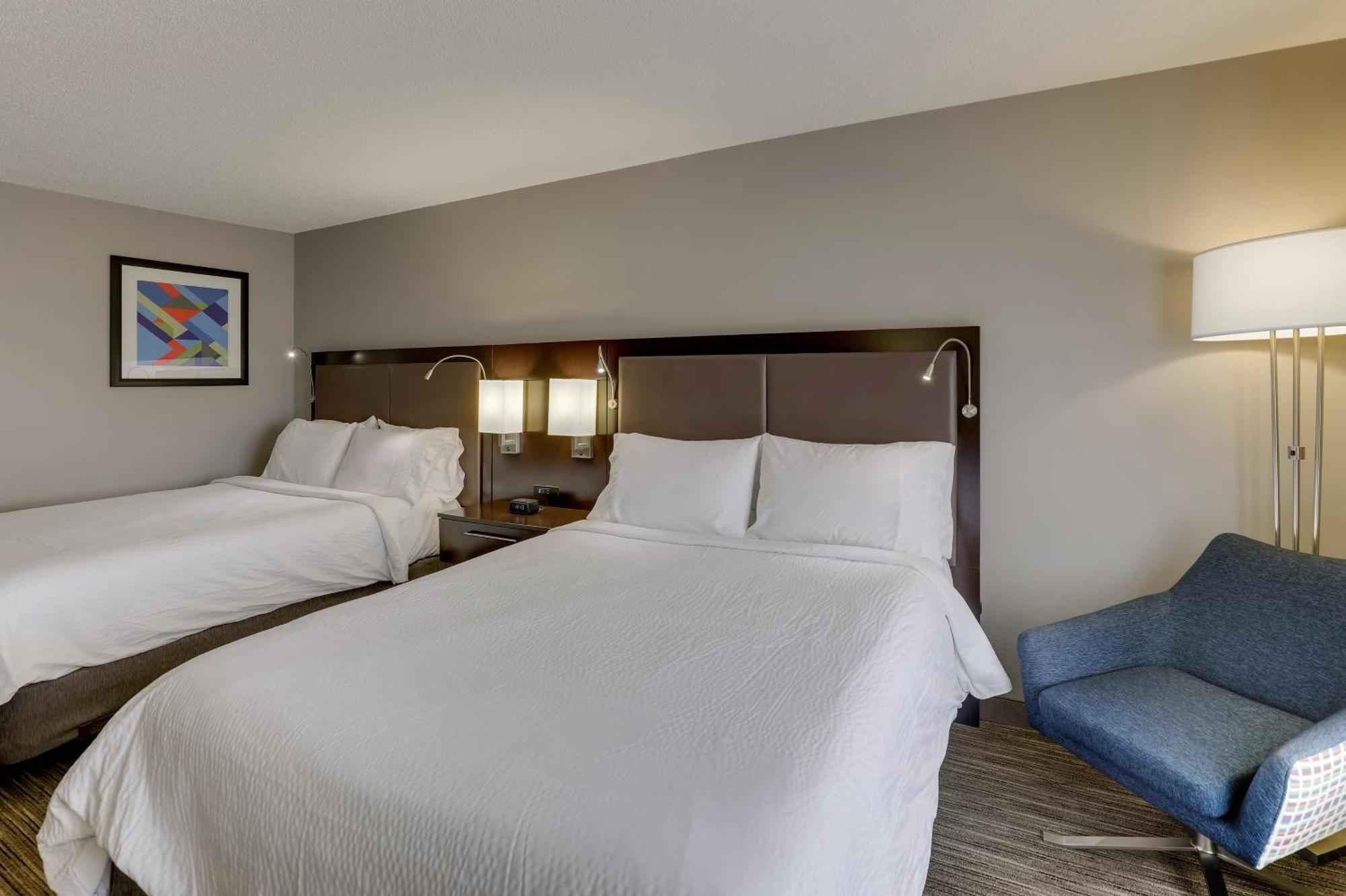 Holiday Inn Express Hotel & Suites Bryan-Montpelier By Ihg Holiday City Екстер'єр фото