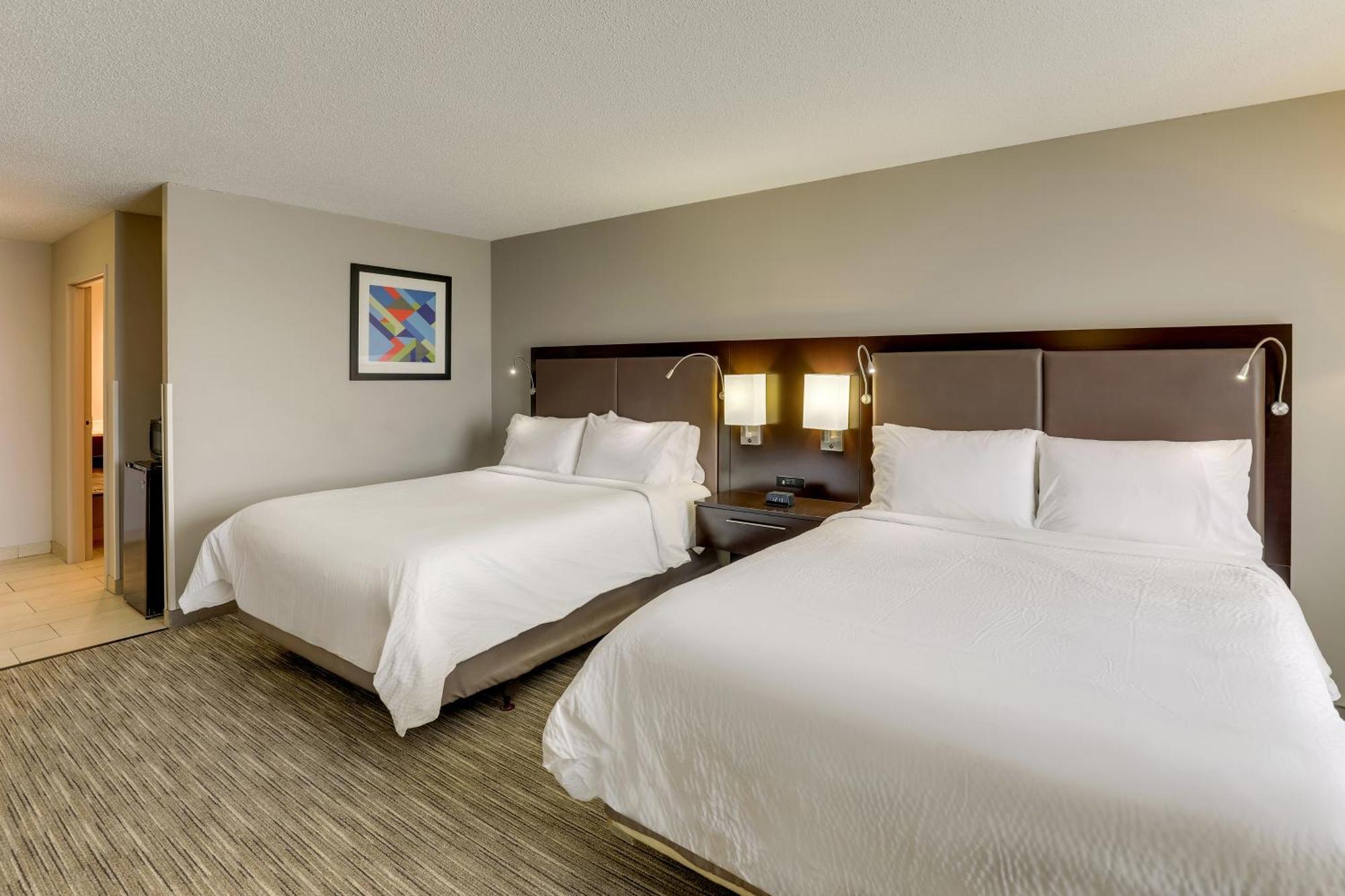 Holiday Inn Express Hotel & Suites Bryan-Montpelier By Ihg Holiday City Екстер'єр фото