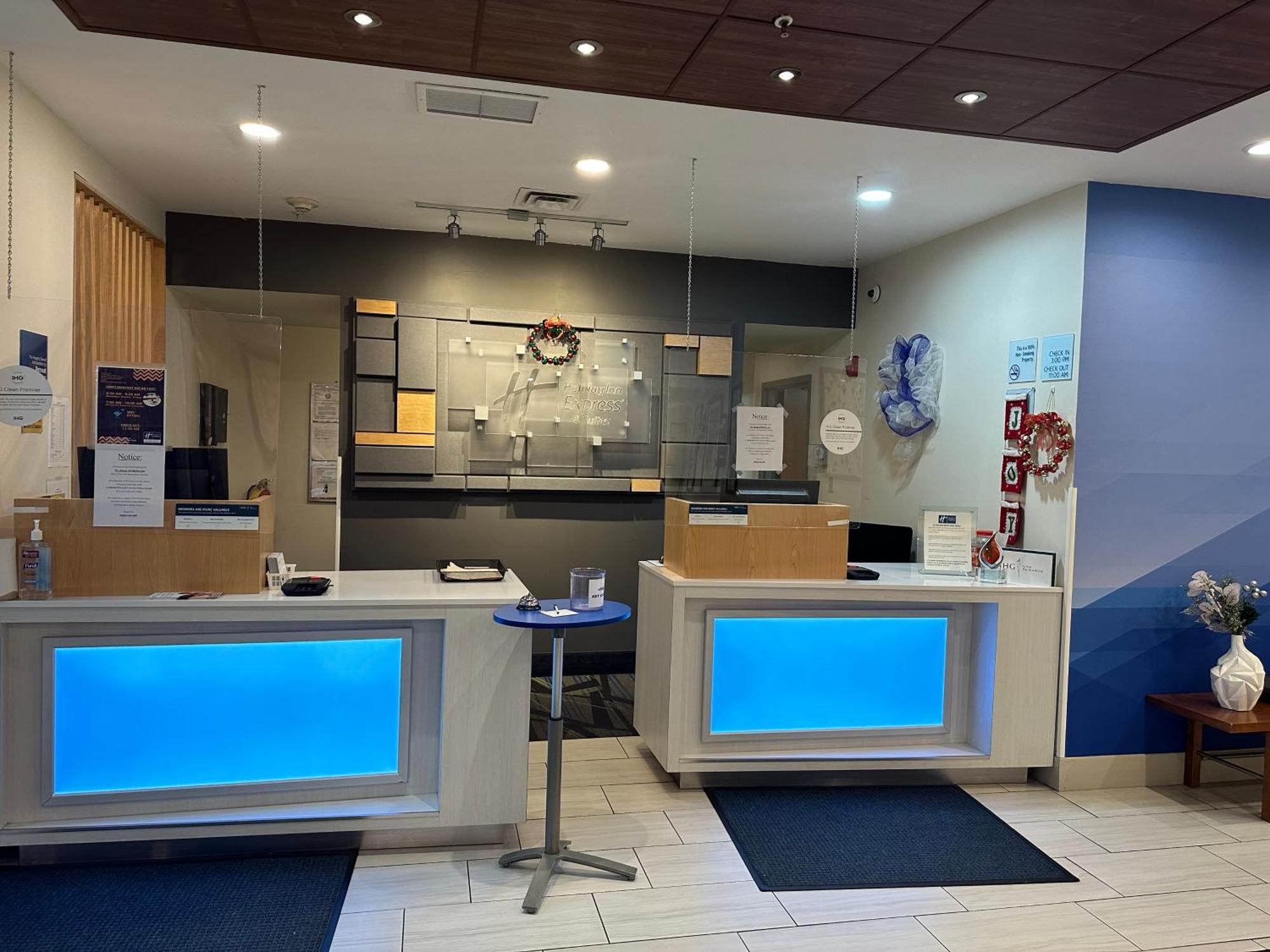 Holiday Inn Express Hotel & Suites Bryan-Montpelier By Ihg Holiday City Екстер'єр фото