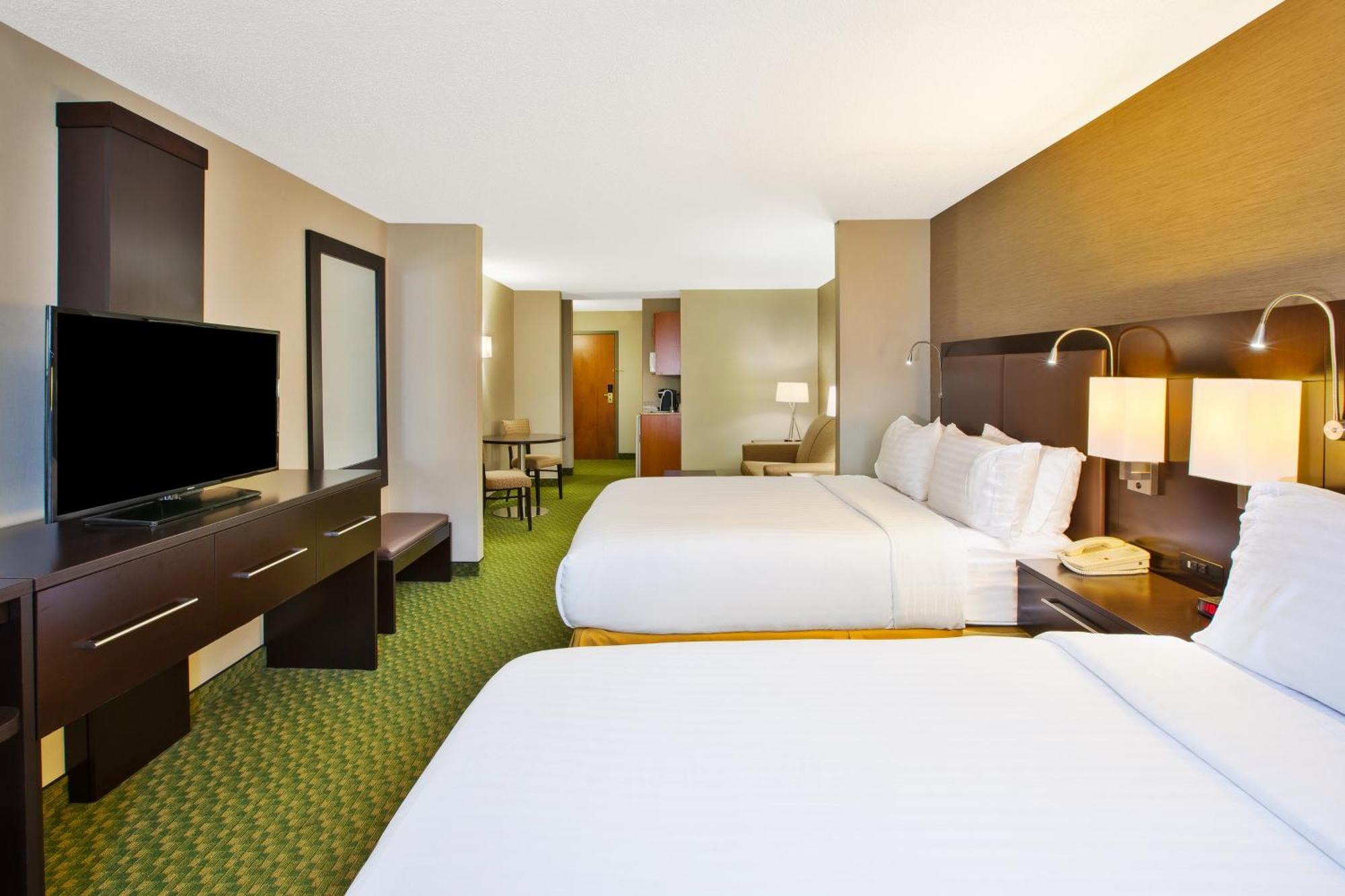 Holiday Inn Express Hotel & Suites Bryan-Montpelier By Ihg Holiday City Екстер'єр фото