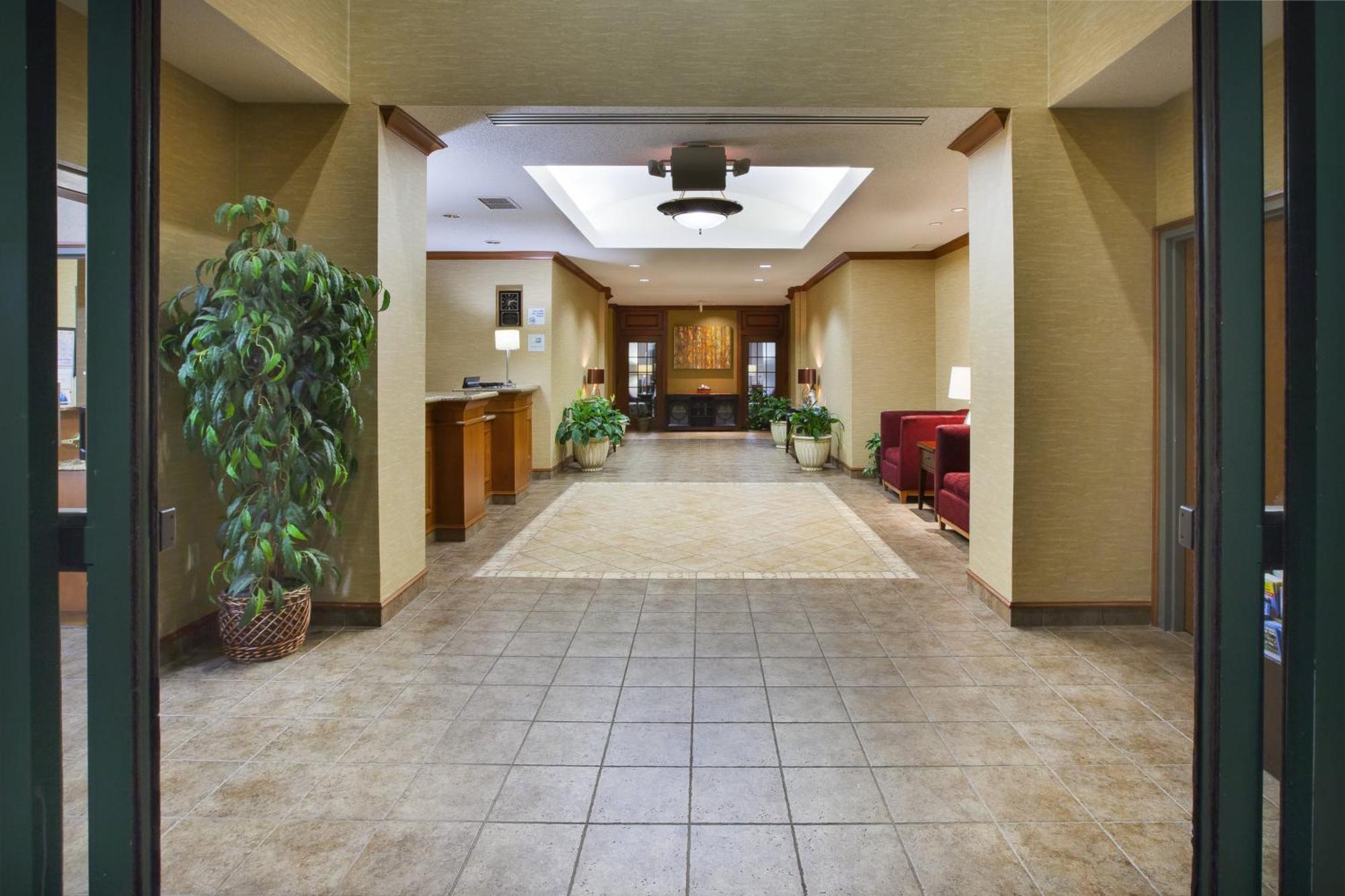 Holiday Inn Express Hotel & Suites Bryan-Montpelier By Ihg Holiday City Екстер'єр фото