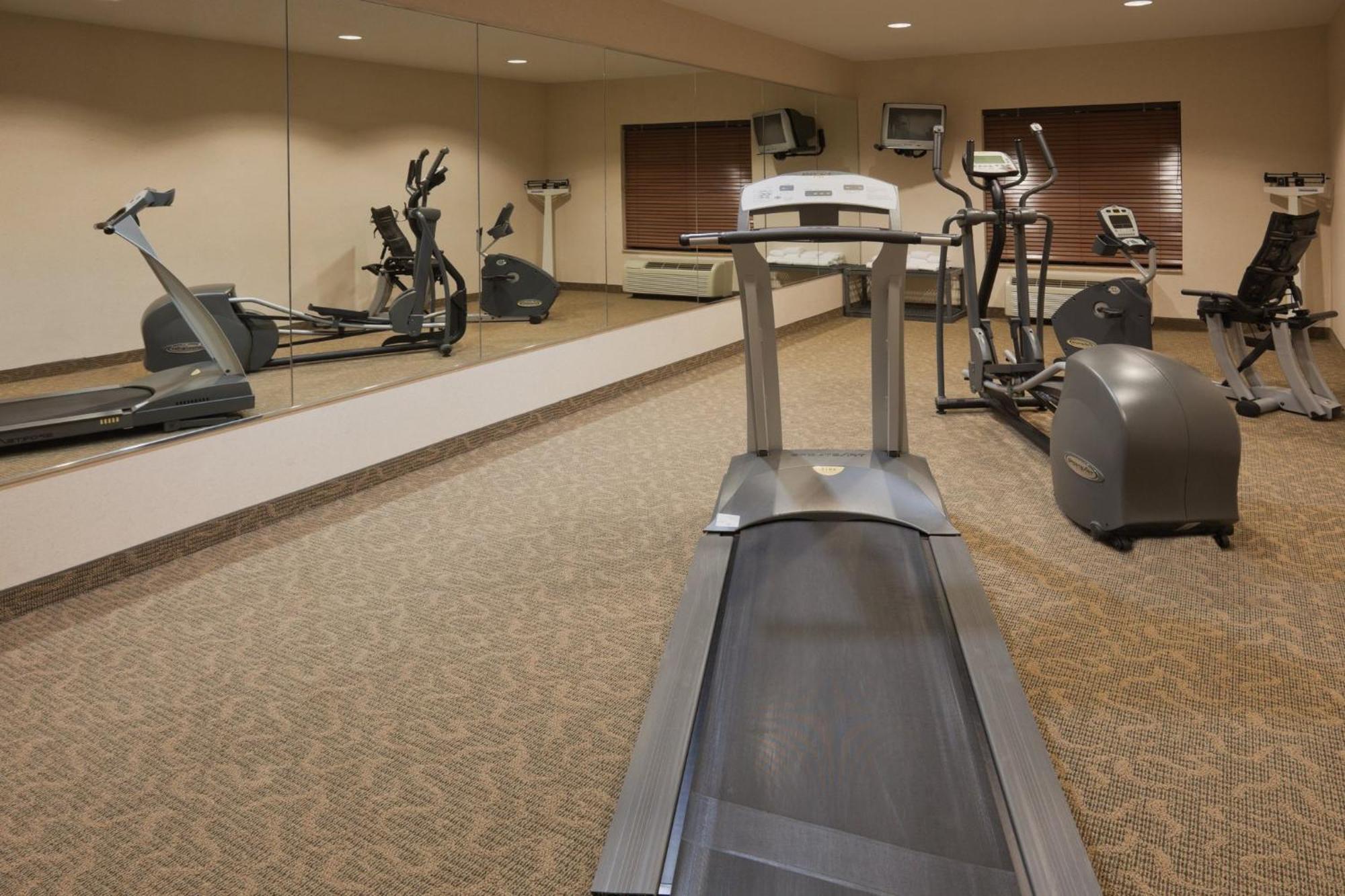 Holiday Inn Express Hotel & Suites Bryan-Montpelier By Ihg Holiday City Екстер'єр фото
