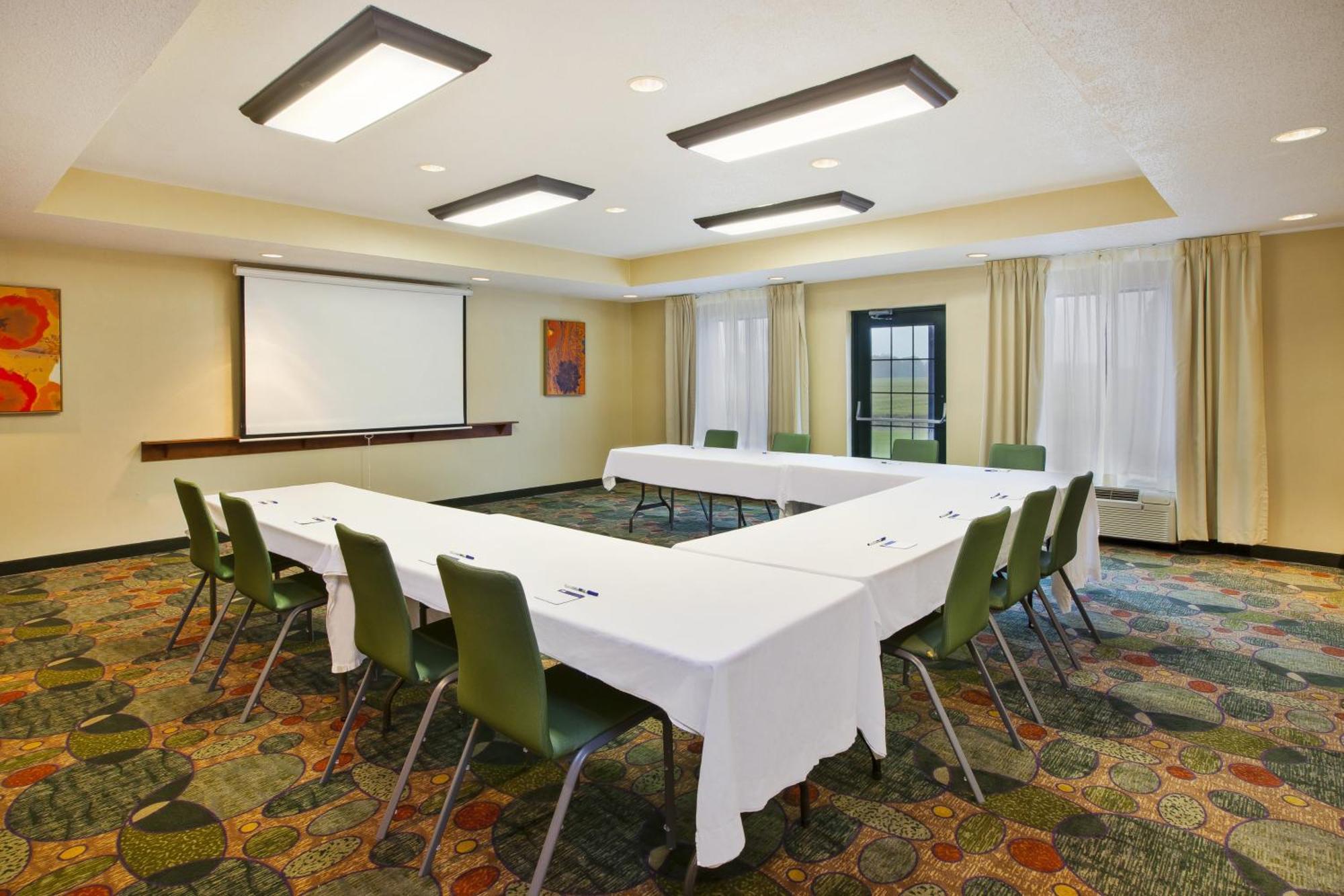 Holiday Inn Express Hotel & Suites Bryan-Montpelier By Ihg Holiday City Екстер'єр фото