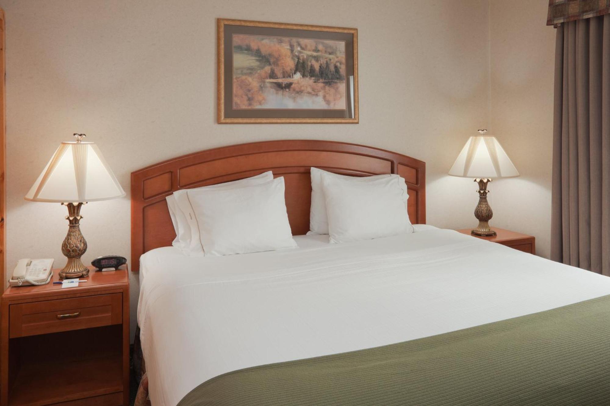 Holiday Inn Express Hotel & Suites Bryan-Montpelier By Ihg Holiday City Екстер'єр фото